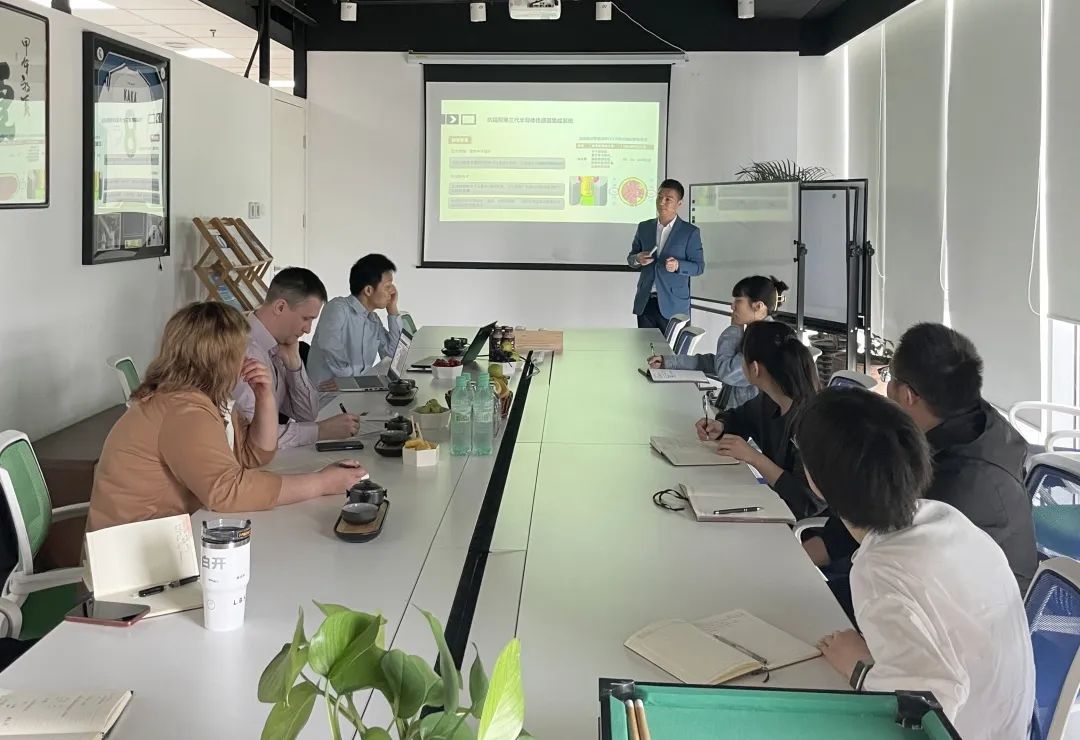 <a href='http://www.yspmgs.com/Ppzq/atomtex.html'>白俄羅斯ATOMTEX</a>的IVAN MIAKOTA