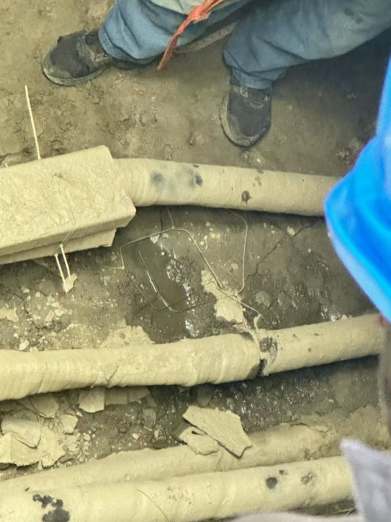 <a href='http://www.yspmgs.com/Ppzq/ersted.html'>電纜故障定位儀</a>現場 <a href='http://www.yspmgs.com/Ppzq/ersted.html'>電纜故障定位儀</a>現場