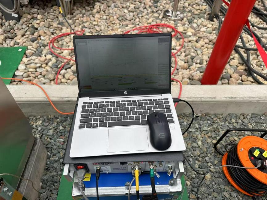 IDAX300變壓器檢測(cè)現(xiàn)場(chǎng) IDAX300變壓器檢測(cè)現(xiàn)場(chǎng)